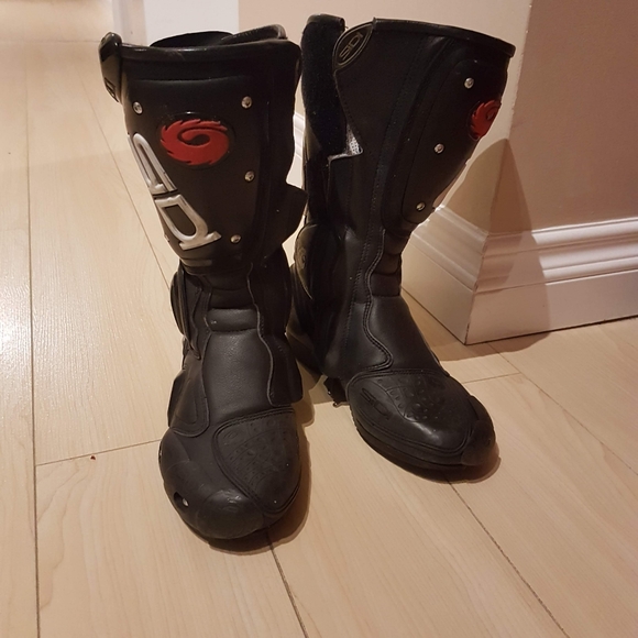 Sidi Women's Motorcycle Boot - Picture 2 of 3